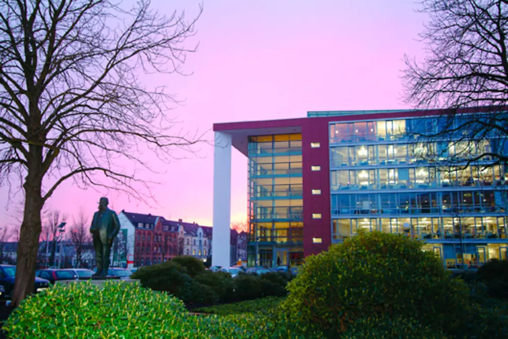 Verwaltungsgebäude am Standort in Düsseldorf