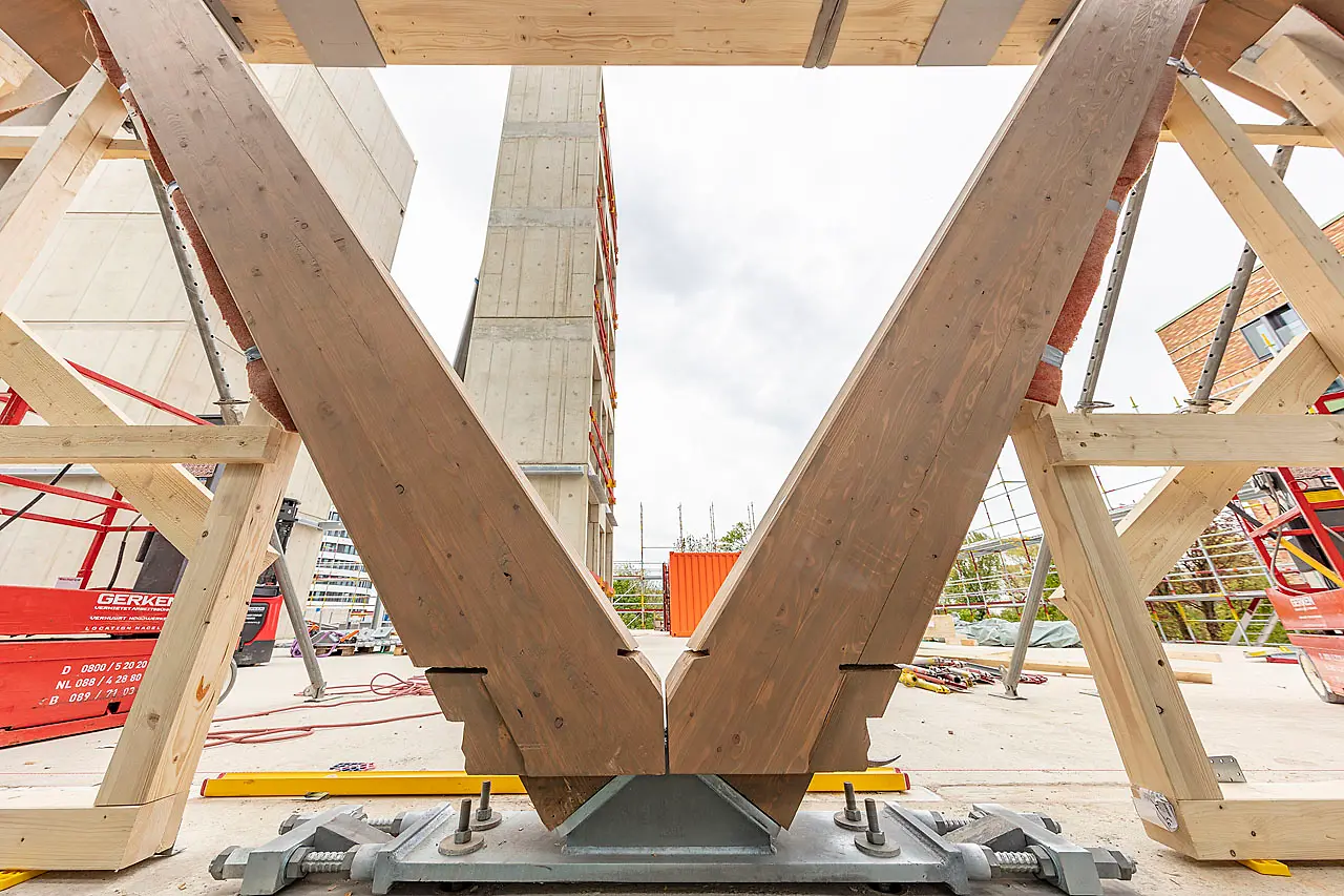 
Beim Holzbau von The Cradle kamen maßgeschneiderte Klebstoffe der Marke Loctite von Henkel zum Einsatz.