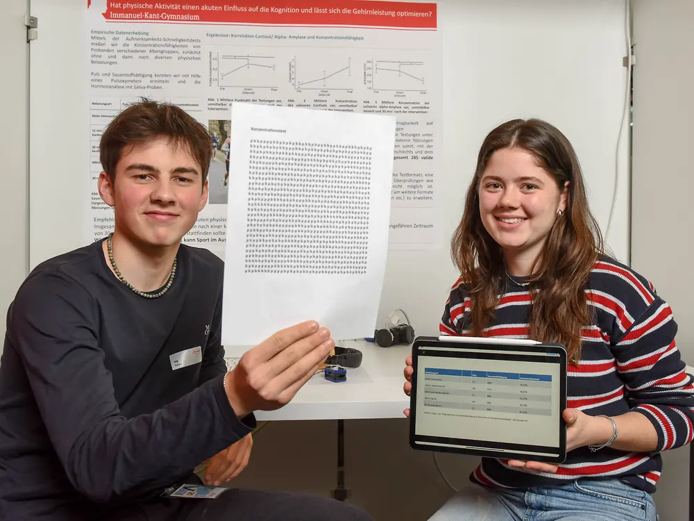 
Der Einfluss von akuter physischer Aktivität auf die akute kognitive Leistungsfähigkeit, Till Kaiser und Emma Dewald vom Immanuel-Kant-Gymnasium in Heiligenhaus