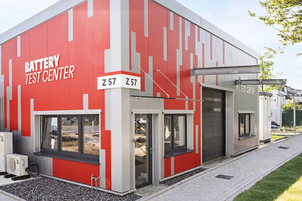 
Das Henkel Battery Test Center, ein wichtiger Teil des Henkel Battery Engineering Centers.