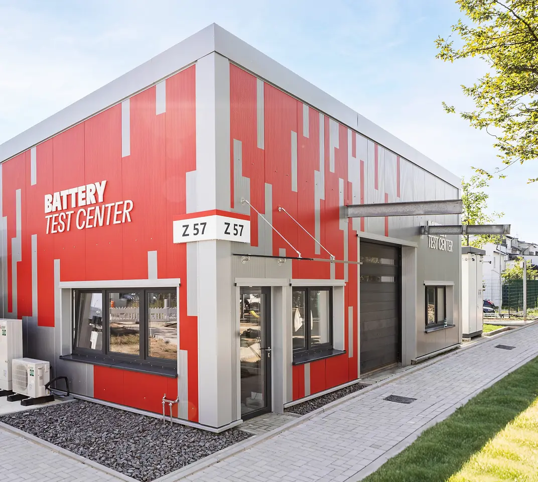 
Das Henkel Battery Test Center, ein wichtiger Teil des Henkel Battery Engineering Centers.