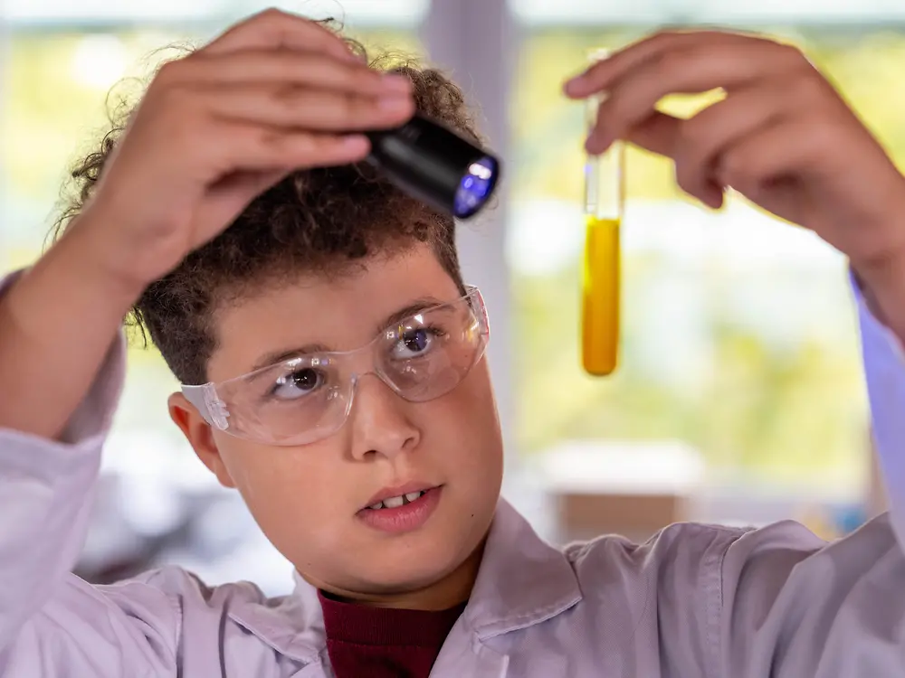 
In der Forscherwelt erhalten die Kinder Einblicke in die Geheimnisse der Naturwissenschaften