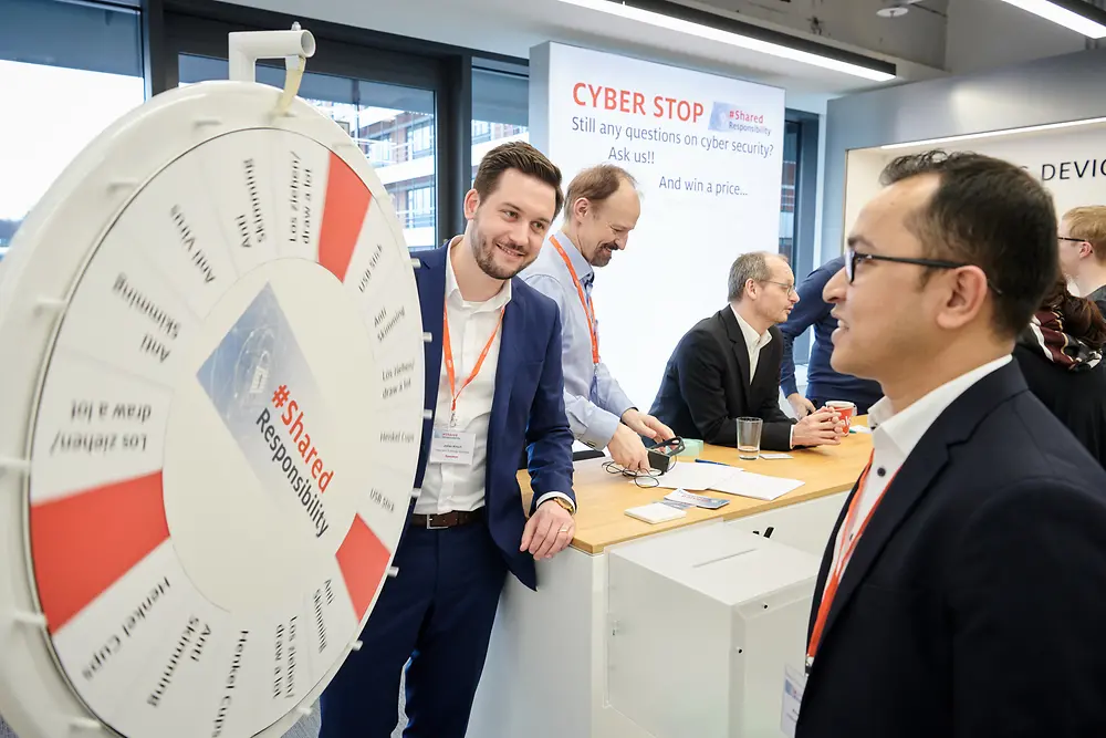 Auf der Cyber-Awareness-Messe bei Henkel 